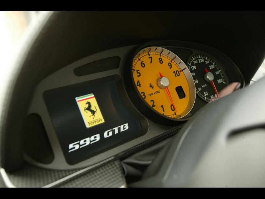  Ferrari 599 GTB Fiorano Personalization programme 2009 года  (фото 2 из 4)
